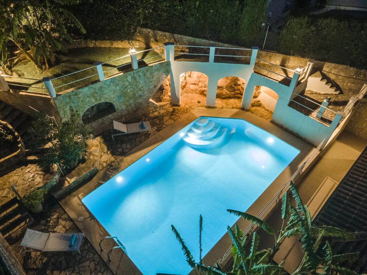 Villa Alcanada Sunrise Alcudia  Exterior photo